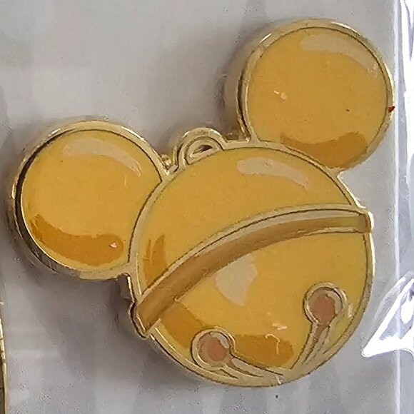 DISNEY Pin Trading ~ Set of 2 ~ Mickey Christmas Sweater & Bell ~ 2018 - Picture 5 of 7